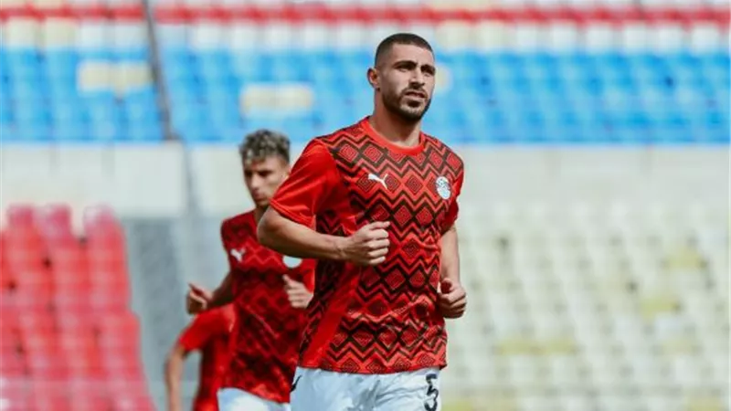من هو أفضل مدافع ومهاجم في مصر؟ .. شاهد محمد ربيعة يجيب