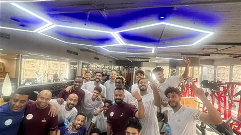 نادى أسوان الرياضى يؤدي القياسات البدنيه في نادي الزمالك