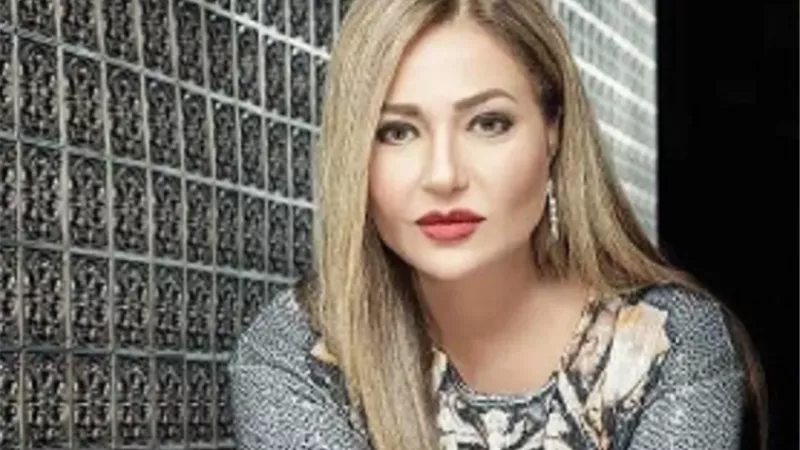 ليلى علوي نجم الدورة 41 لمهرجان الإسكندرية السينمائي لدول البحر ا