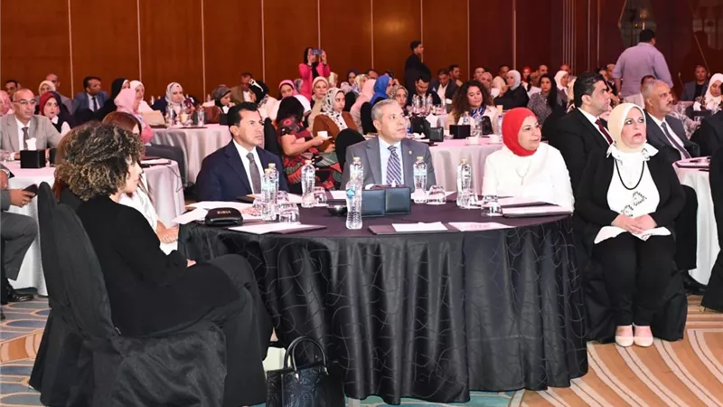 وزير الشباب والرياضة يشهد الحفل السنوي لمبادرة 
