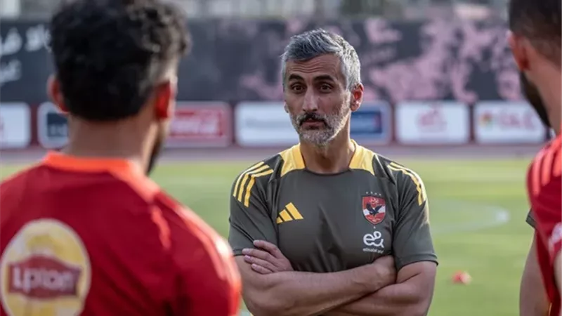 ريبيرو يستقر علي بديل وسام أبو علي لقيادة هجوم الأهلي