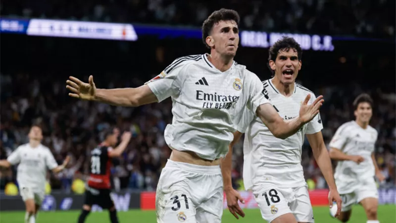 كومو يقترب من التعاقد مع مدافع ريال مدريد