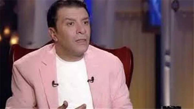 نقيب الموسيقيين يكشف تفاصيل مكالمة راغب علامة بعدوقفه بسبب القبلة