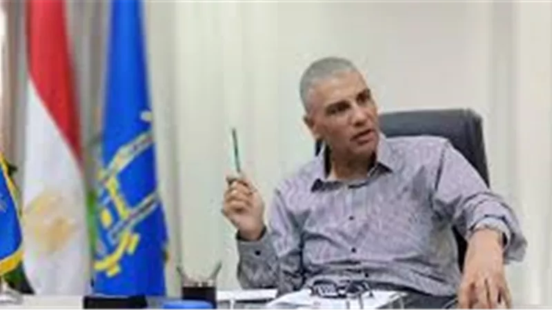 محافظ أسوان يتابع تقديم التسهيلات للأخوة الأشقاء السودانيين
