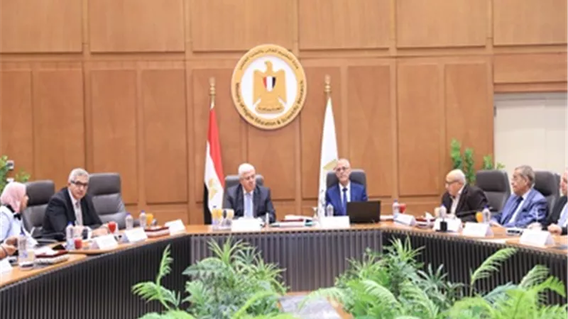 التعليم العالي:استمرار العمل بقواعد قبول الطلاب بالجامعات الأهلية