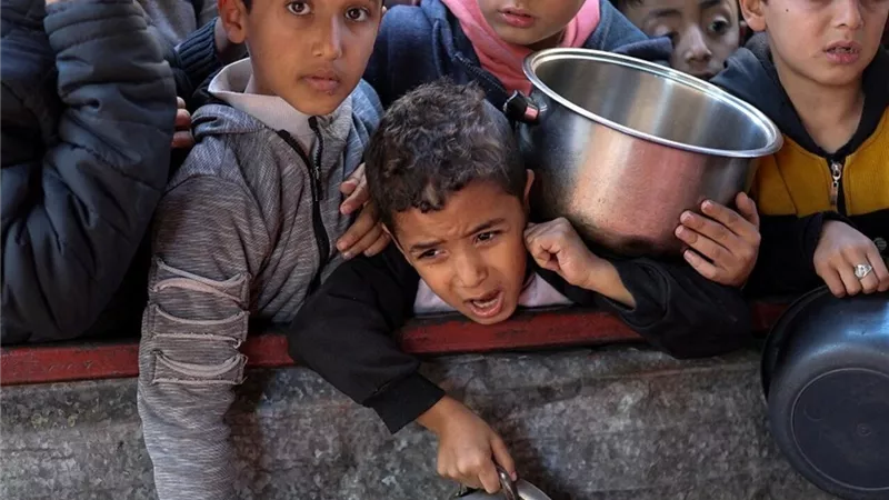 اليونيسف: أطفال غزة يموتون جوعًا