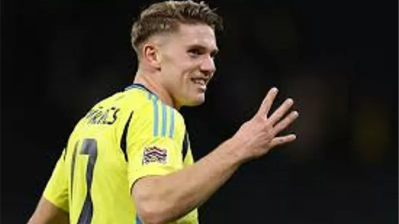 بسبب دوري الأبطال.. آرسنال يخطف صفقة مانشستر يونايتد