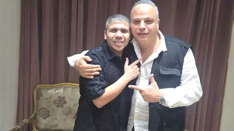 تامر عبدالمنعم يقرر تأجيل حفل عمر كمال بالإسكندرية إلى موعد لاحق