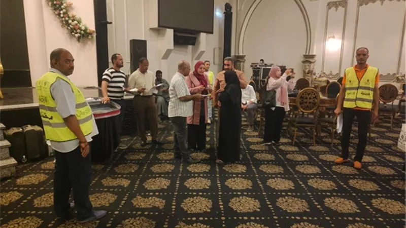 توزيع منح مالية ل٦٥٠اسرة بقري ونجوع محافظة قنا