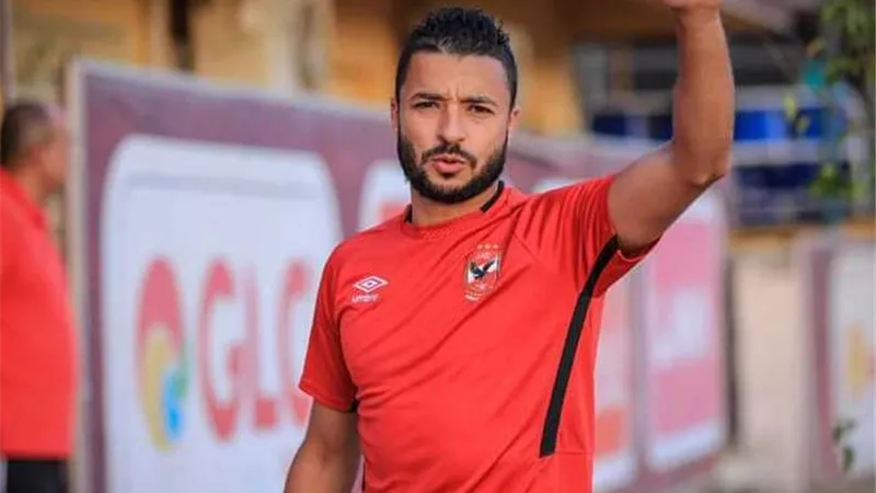 باسم علي يعلن اعتزاله كرة القدم