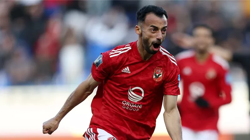 الأهلي يسعي للتخلص من أحمد عبد القادر