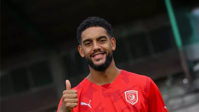 الدحيل يعلن ضم زميل مصطفى محمد