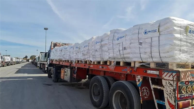 166 شاحنة مساعدات تدخل غزة..ومصر تكثف جهودها لإغاثة القطاع