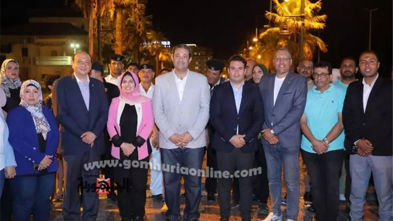 محافظ دمياط يلتقى مع الشباب المشاركين بحملة 