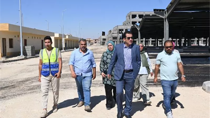 مسئولو جهاز العاشر يتفقدون تنفيذ مدرسة النيل الدولية وامتداد الإقليمي