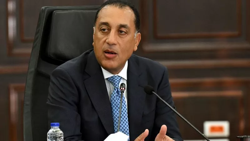 أبرز أنشطة رئيس مجلس الوزراء خلال أسبوع.. (إنفوجراف)