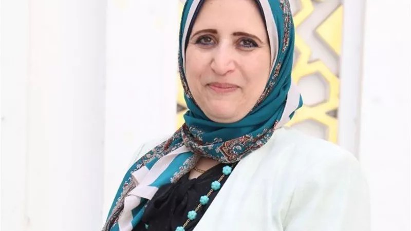 سحر الخولى تكشف عن مبادرات لحماية صحة طلاب مدارس الشروق.. صور