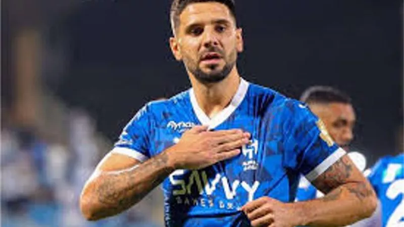 نجم الهلال يقترب من الرحيل.. وإنزاجي كلمة السر