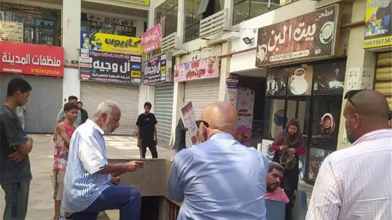 عامر: جهاز مدينة بدر يشن حملة لإزالة المخالفات ويحرر 7 محضر.. صور
