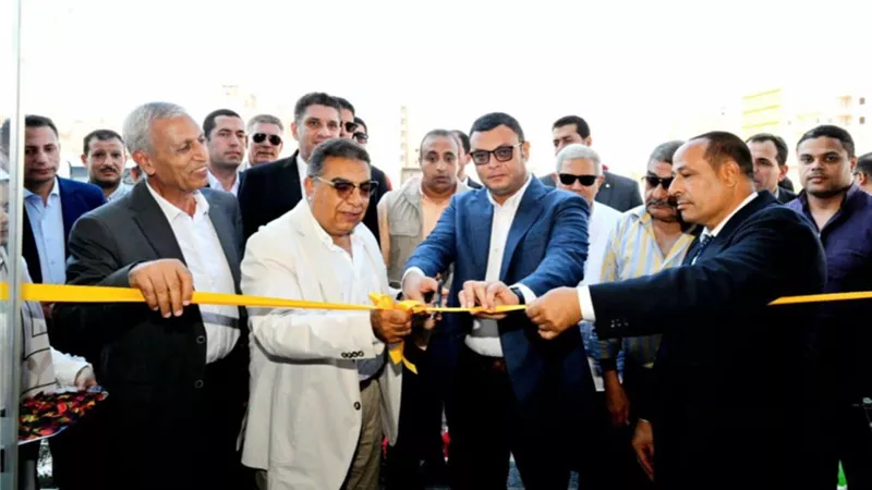 وزير الإسكان ومحافظ الدقهلية يفتتحان مركز خدمة عملاء شركة مياه الشرب