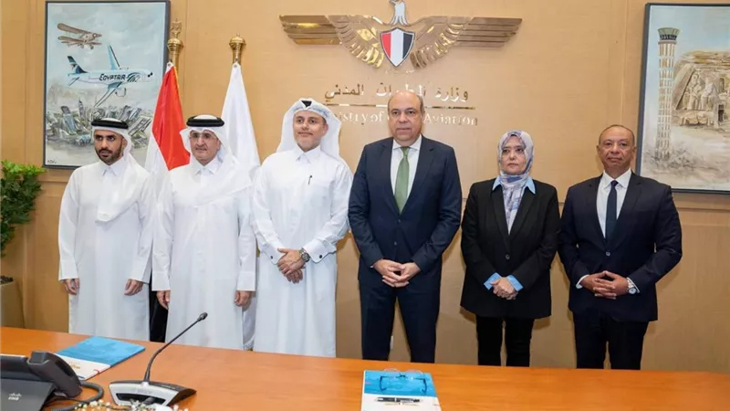 تعاون مع قطر لتقصير المسارات الجوية بالمجال الجوى المصرى