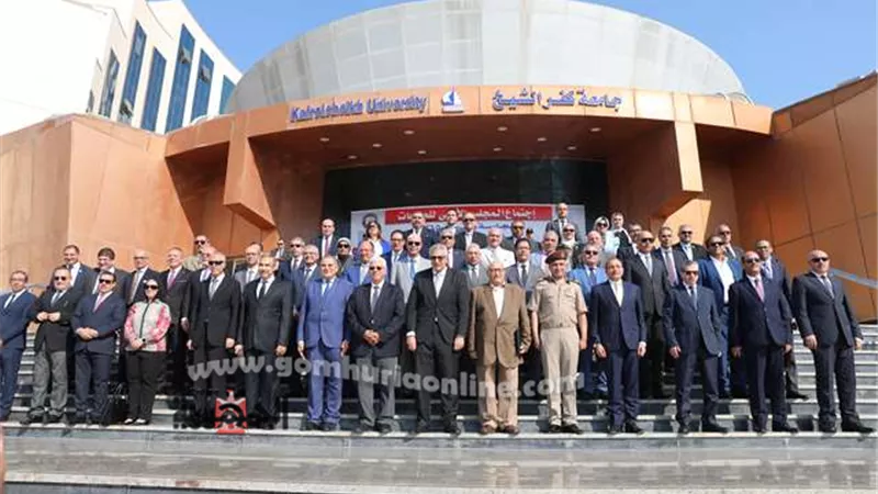 رئيس جامعة المنيا يشارك في اجتماع المجلس الأعلى للجامعات