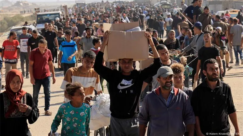 أونروا: السلطات الإسرائيلية تجبر سكان غزة على النزوح مجددا ولا مكان آمنا بالقطاع