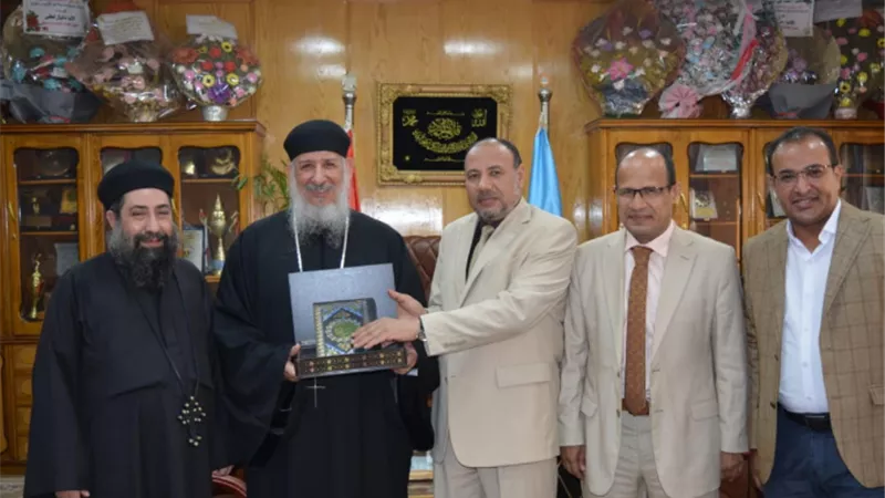 نائب رئيس جامعة الأزهر للوجه القبلي يستقبل وكيل مطرانية البلينا