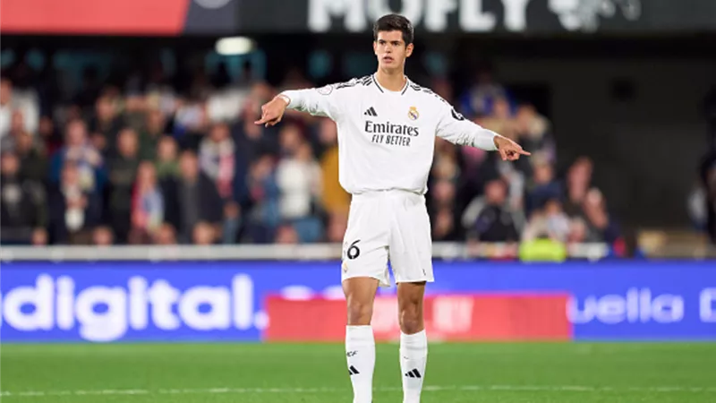 ريال مدريد يعلن رسميا انتقال لاعبه إلى شتوتجارت