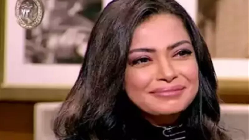 داليا مصطفى تدعم وفاء عامر: 