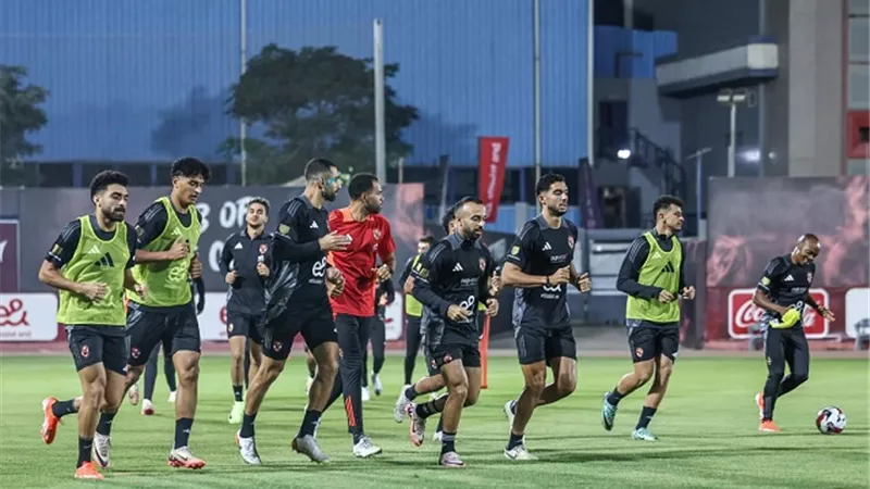 الأهلي يستأنف تدريباته الجماعية غداً بملعب التتش