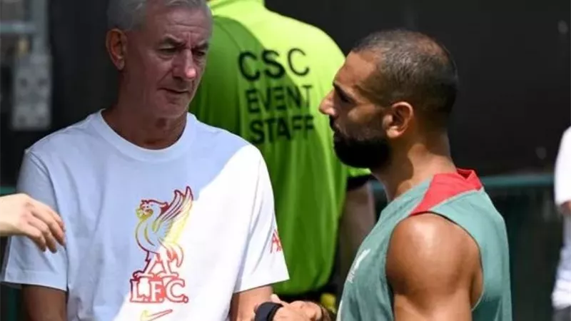 راش: محمد صلاح يستحق أن يقود نائبًا لقائد ليفربول