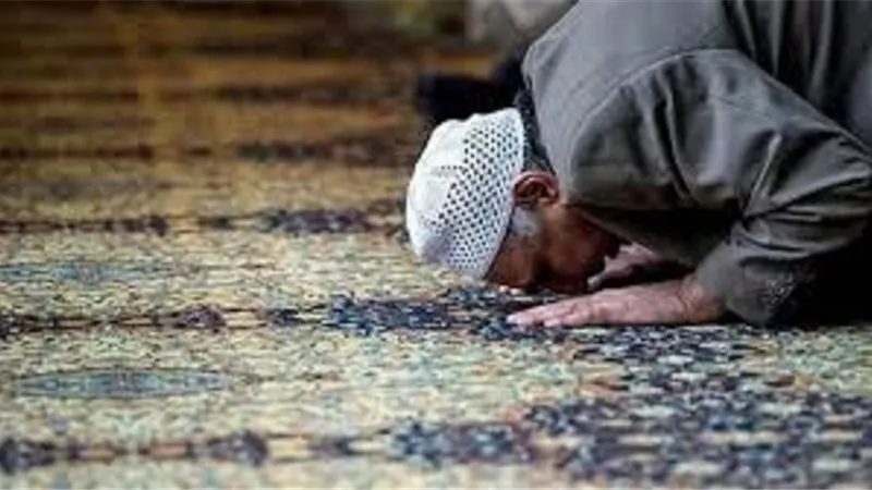 ما حكم الترتيب بين الصلاة الحاضرة والفائتة عند اتساع الوقت