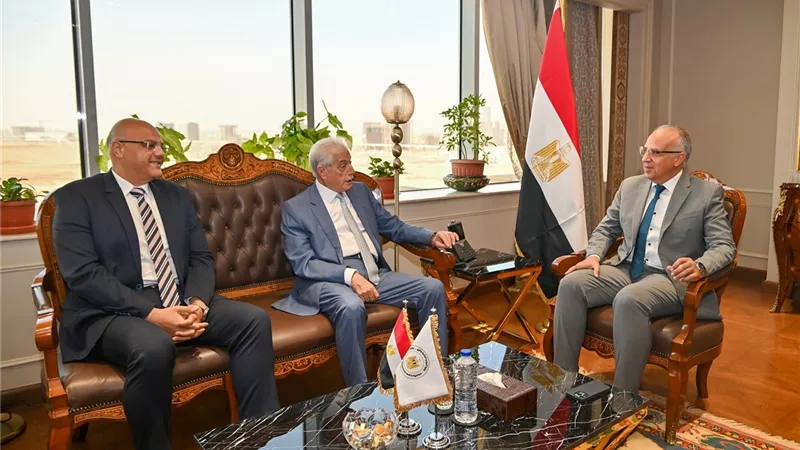 سويلم: تطوير كورنيش النيل بالقليوبية مع الحفاظ على القطاع المائى