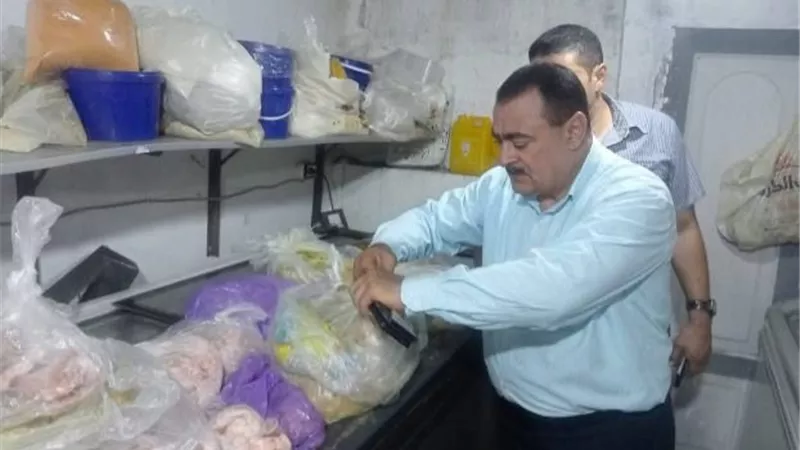ضبط لحوم وهياكل دواجن غير صالحة للاستهلاك الآدمي بأسواق دمياط