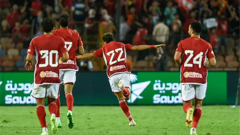 مشكلة الأهلي في خط الوسط مستمرة .. شاهد محمد دواد يكشف