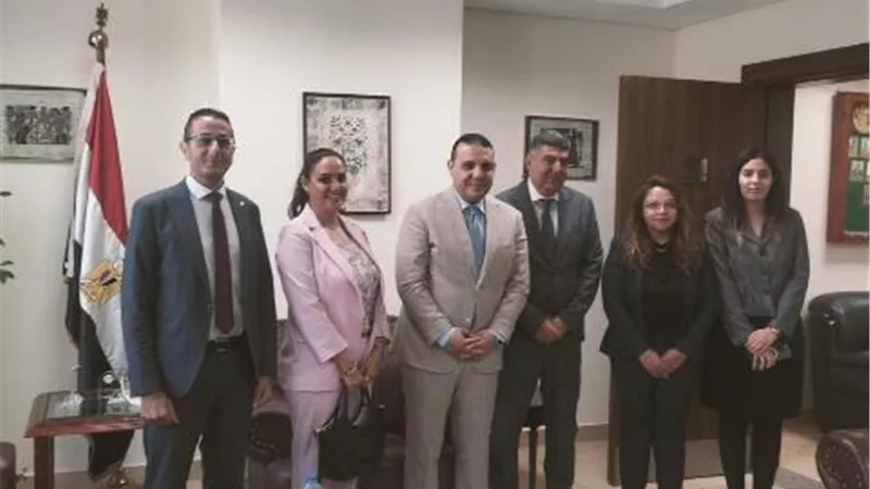 بحث أطر تعزيز التعاون المشترك بين مصر الدنمارك