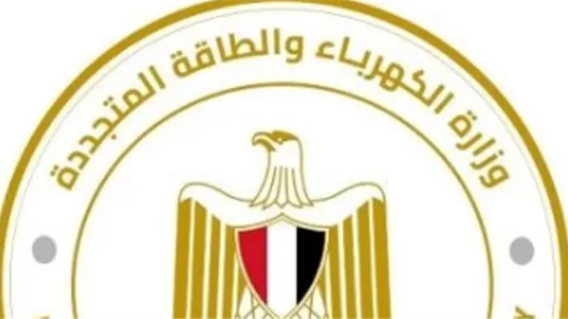 عودة التيار الكهربائى لمحطة محولات جزيرة الدهب بعد إصلاح الكابل 2