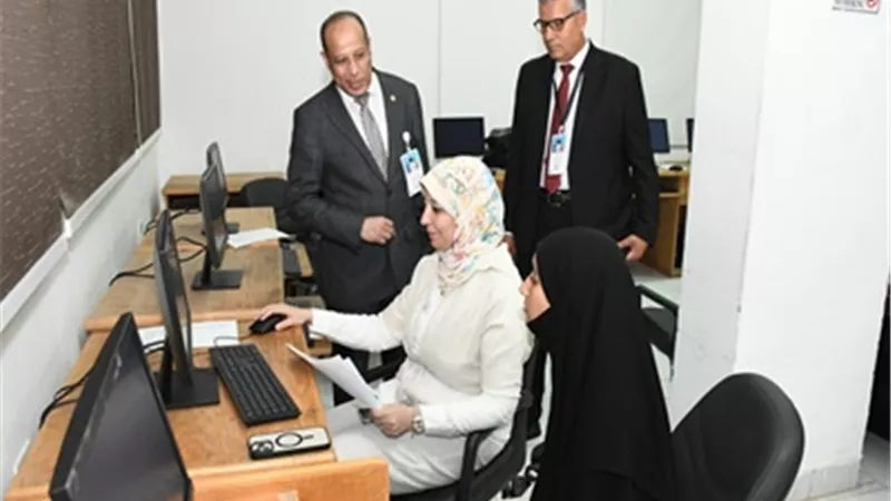 جامعة قناة السويس تتابع انتظام أعمال مكتب التنسيق الإلكتروني