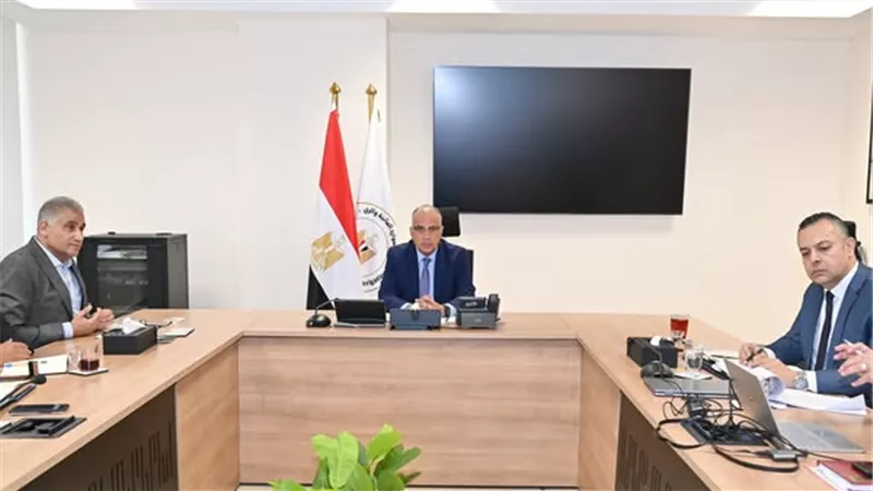 وزير الري يؤكد أهمية مشروع تأهيل المنظومة المائية