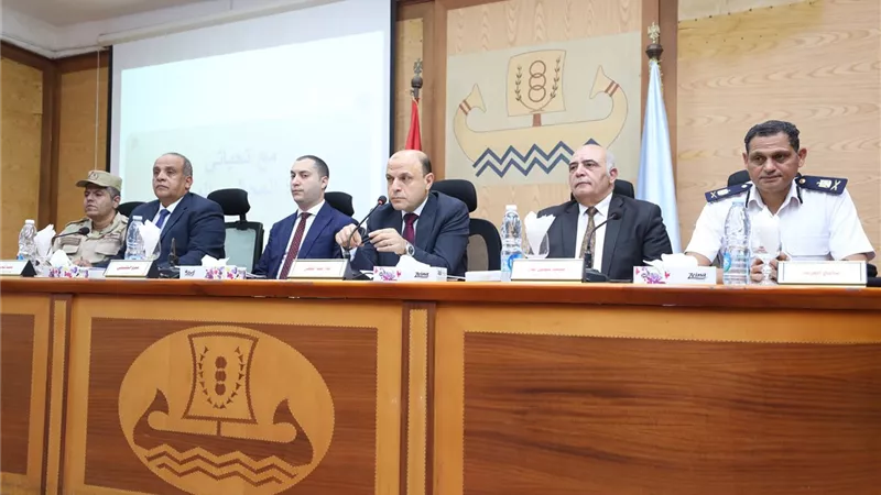 متابعة مستمرة لأداء التنفيذيين ودعم للمتميزين ومحاسبة المقصرين