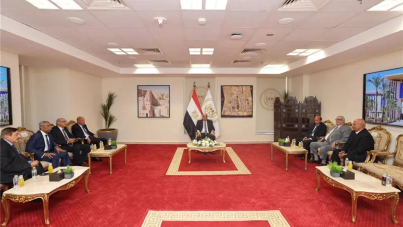 وزير العدل يلتقي رؤساء محاكم الاستئناف