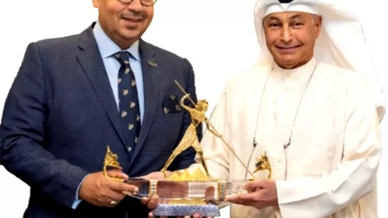 ياسر ادريس: احتفال أساطير ألعاب الماء بدخول حسين المسلم قائمة العظماء