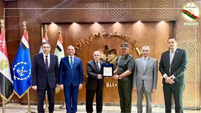 النيابة الإدارية والكلية العسكرية يختتمان تدريبيًا لقيادات القضاء