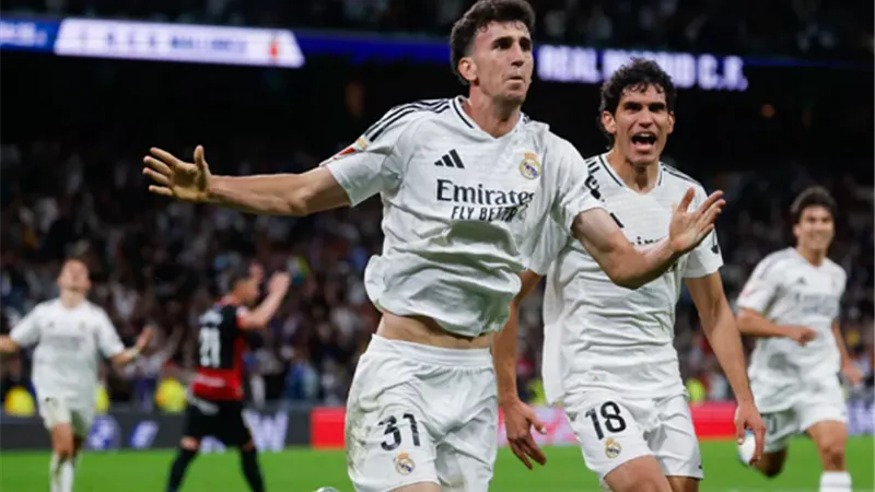 ريال مدريد يعلن رحيل جاكوبو رامون الي كومو الإيطالي