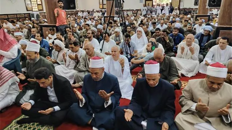 نائب محافظ سوهاج يفتتح مسجد السليمانية في دار السلام