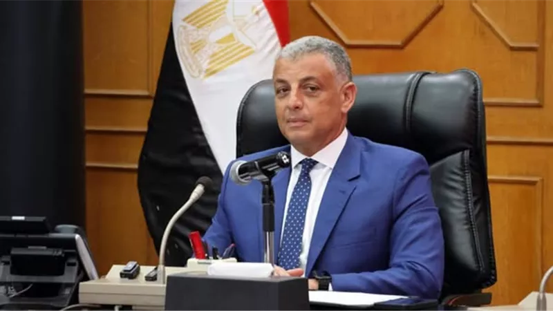 محافظ الإسماعيلية يشيد بنتائج الموجة 26 لإزالة التعديات