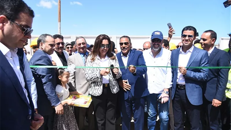 وزيرة التنمية المحلية ومحافظ مطروح يفتتحان مجزر مدينة الحمام بمطر