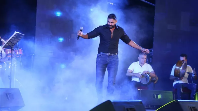خالد سليم يحمل راية الرومانسية وهشام خرما يتلاعب بآلة البيانو