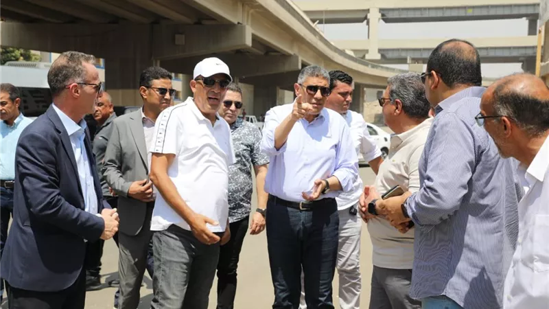 محافظ الجيزة يتفقد أعمال التطوير بمحيط مستشفى بولاق الدكرور العام
